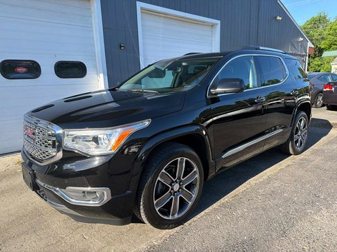 Used 2019 GMC Acadia Denali w/ Technology Package AWD/4WD image 1