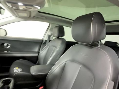 Used 2024 Hyundai Ioniq 5 Limited AWD/4WD image 18
