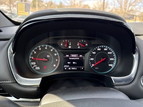 Used 2022 Chevrolet Traverse LT image 46