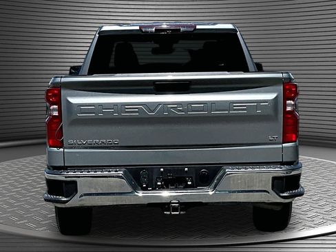 Used 2023 Chevrolet Silverado 1500 LT AWD/4WD image 5