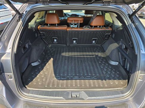 Used 2021 Subaru Outback Touring AWD/4WD image 16