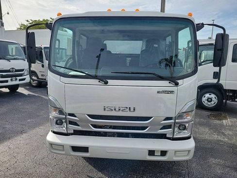New 2026 Isuzu NPR image 4