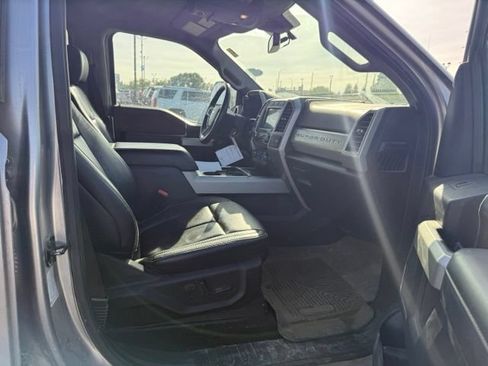 Used 2020 Ford F350 Lariat w/ Lariat Value Package AWD/4WD image 12