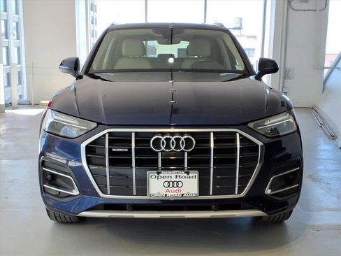 Used 2023 Audi Q5 2.0T Premium Plus w/ Premium Plus Package AWD/4WD image 2