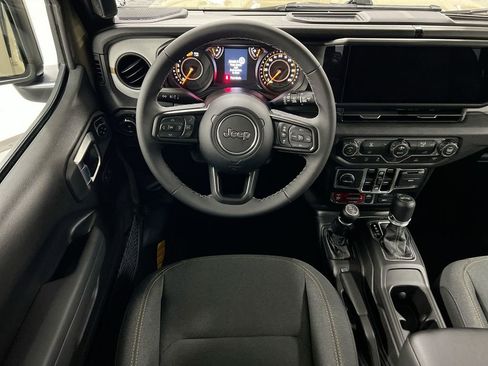 New 2026 Jeep Wrangler Willys AWD/4WD image 18