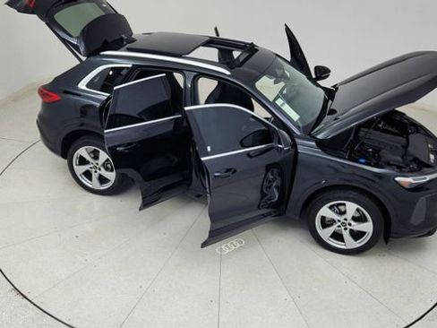 Used 2025 Audi Q5 Premium Plus w/ Premium Plus image 82