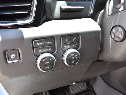 New 2026 GMC Sierra 1500 Denali w/ Denali Reserve Package AWD/4WD image 16