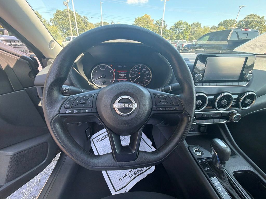 Used 2024 Nissan Sentra S FWD image 16
