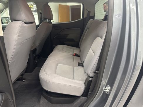 Used 2020 GMC Canyon 2WD Crew Cab w/ Convenience Package image 12