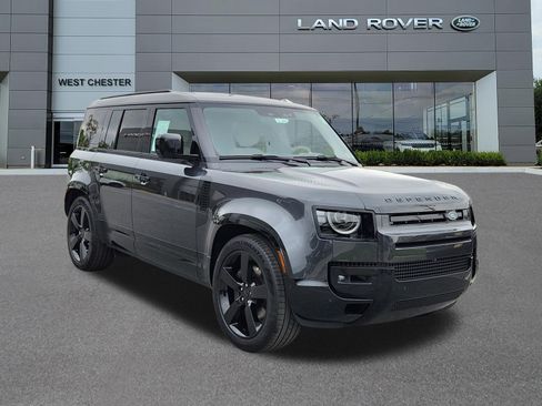 New 2026 Land Rover Defender 110 X-Dynamic SE AWD/4WD image 2
