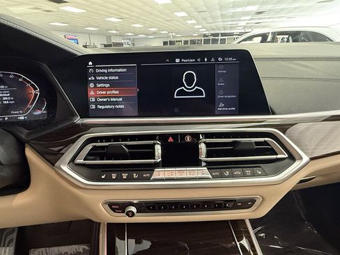 Used 2021 BMW X5 sDrive40i w/ Premium Package RWD image 14