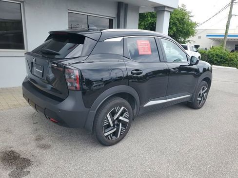 Certified 2026 Nissan Kicks SV FWD image 8