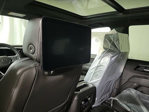 New 2026 Chevrolet Tahoe Z71 w/ Z71 Off-Road Package image 17