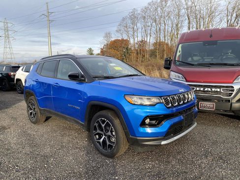 New 2026 Jeep Compass Limited image 11