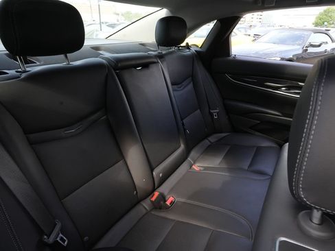 Used 2014 Cadillac XTS Premium AWD/4WD image 30