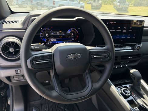 New 2026 Chevrolet Colorado Trail Boss AWD/4WD image 23