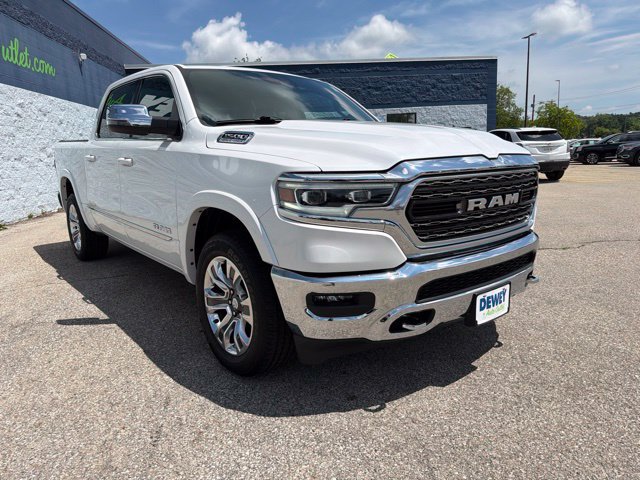 Used 2024 RAM 1500 Limited w/ Trailer Tow Group AWD/4WD image 8