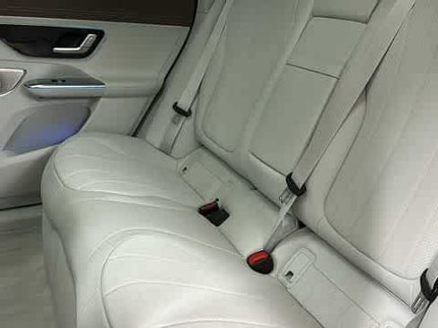 Certified 2023 Mercedes-Benz EQE 350+ 4MATIC SUV image 31