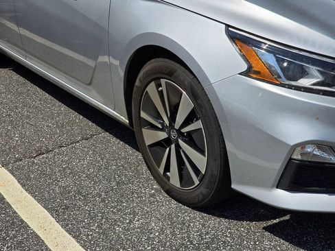 Used 2022 Nissan Altima 2.5 SV image 5