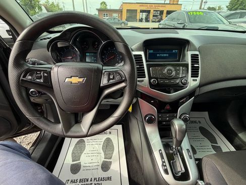Used 2015 Chevrolet Cruze LT w/ RS Package FWD image 20