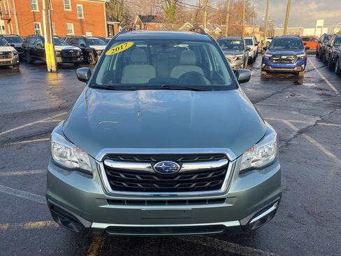 Used 2017 Subaru Forester 2.5i Premium w/ All-Weather Package image 2