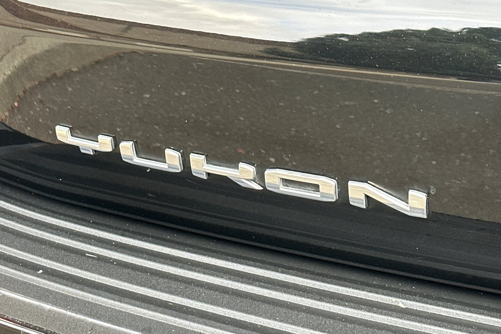 Used 2025 GMC Yukon XL Denali AWD/4WD image 26