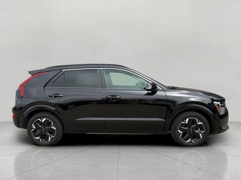 Certified 2024 Kia Niro Wind w/ Wind Preserve Package FWD image 13