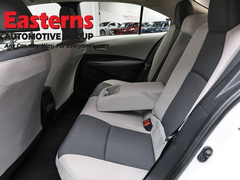 Used 2024 Toyota Corolla LE w/ LE Convenience Package FWD image 21