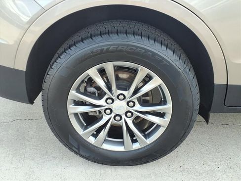 Used 2023 Cadillac XT5 Premium Luxury AWD/4WD image 13