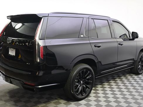 Used 2023 Cadillac Escalade Sport Platinum w/ LPO, ONYX Package AWD/4WD image 7