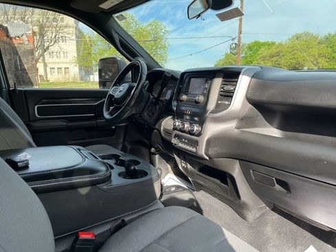 Used 2024 RAM 3500 SLT w/ Quick Order Package 2YG SLT AWD/4WD image 24