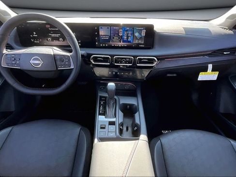 New 2026 Nissan Sentra SR FWD image 5