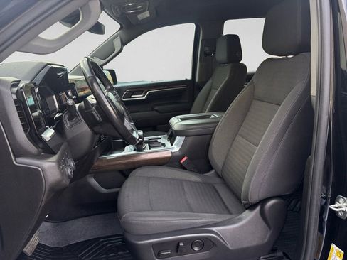 Used 2022 Chevrolet Silverado 1500 RST image 10