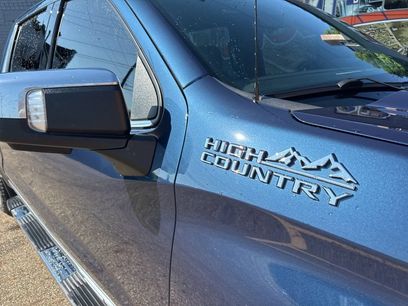 Used 2022 Chevrolet Silverado 1500 High Country w/ Technology Package