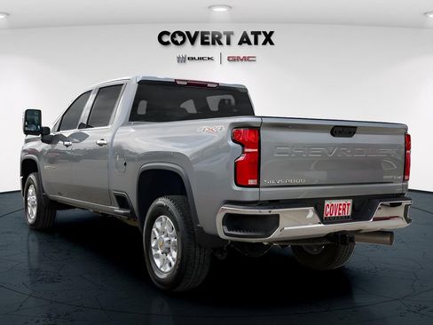 Used 2025 Chevrolet Silverado 3500 LTZ image 6