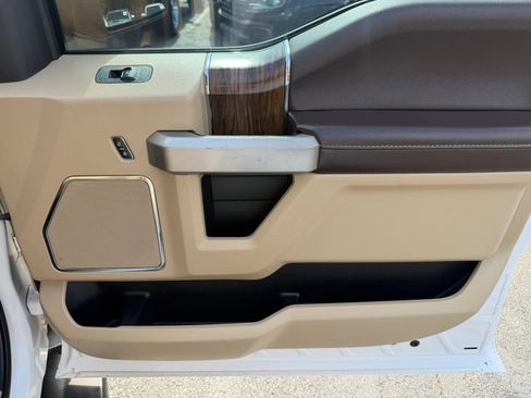 Used 2019 Ford F150 4x4 SuperCrew image 22