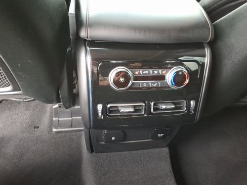 Used 2023 Lincoln Aviator AWD w/ Premium Package image 9