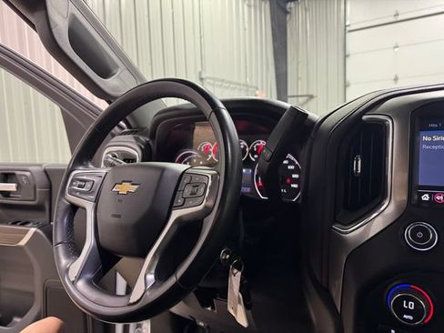 Used 2023 Chevrolet Silverado 2500 LT AWD/4WD image 13