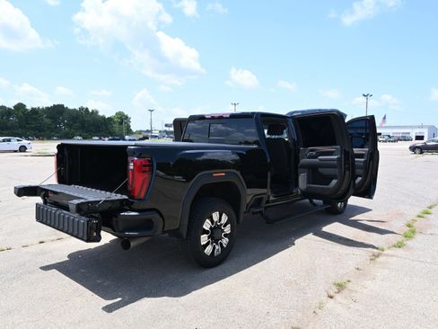 Used 2024 GMC Sierra 2500 Denali w/ Denali Reserve Package AWD/4WD image 46