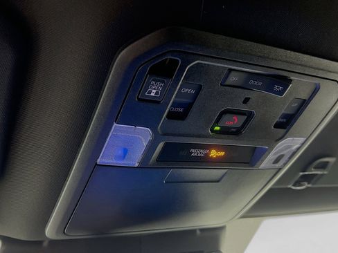 Used 2024 Toyota Tacoma Limited image 22