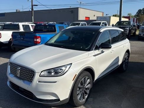 Used 2020 Lincoln Corsair Reserve w/ Equipment Group 201A image 2