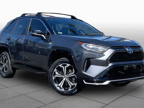 Used 2021 Toyota RAV4 XSE w/ Weather Package AWD/4WD image 2