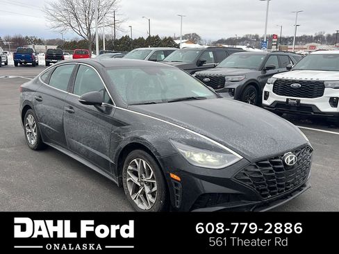 Used 2023 Hyundai Sonata SEL image 1
