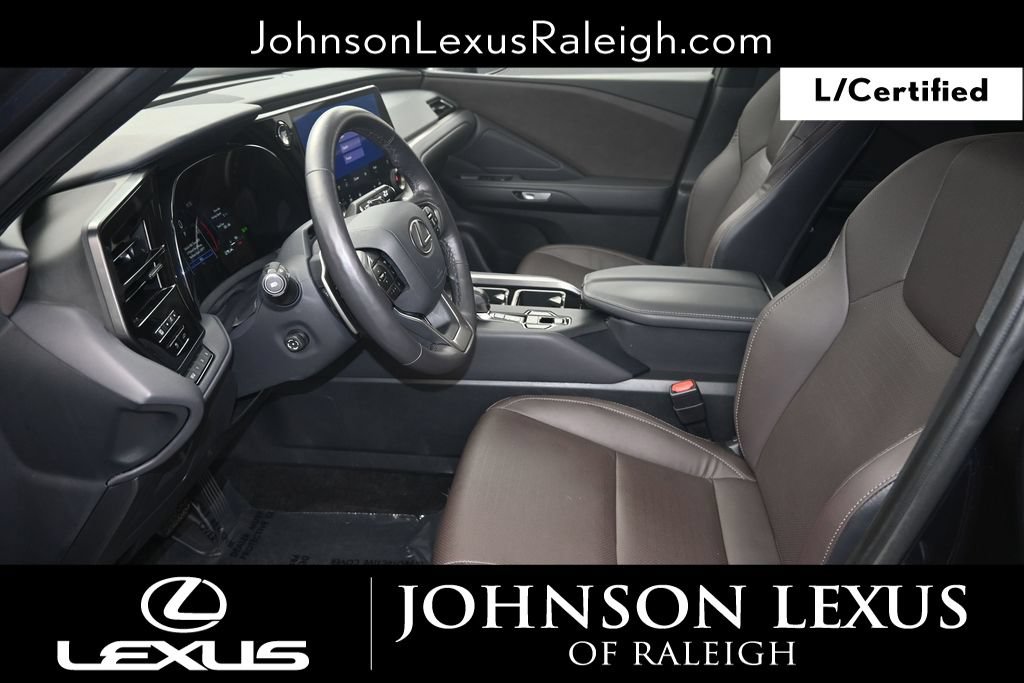 Certified 2024 Lexus TX 350 FWD w/ Captains Chair Package image 10