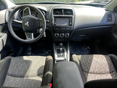 Used 2024 Mitsubishi Outlander Sport AWD image 18