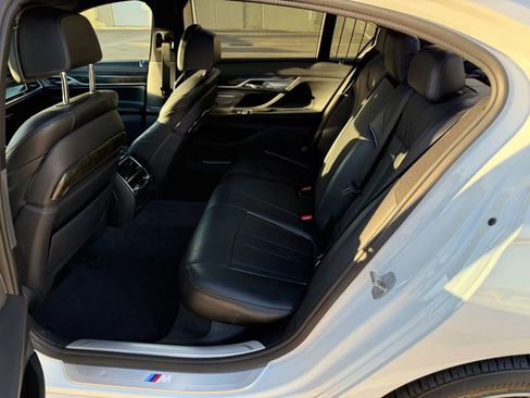 Used 2016 BMW 740i RWD image 16