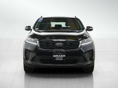 Used 2019 Kia Sorento S image 9