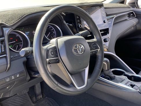 Used 2024 Toyota Camry XLE w/ Cold Weather Package image 7