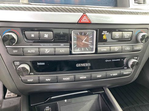 Used 2020 Genesis G80 3.3T Sport image 17