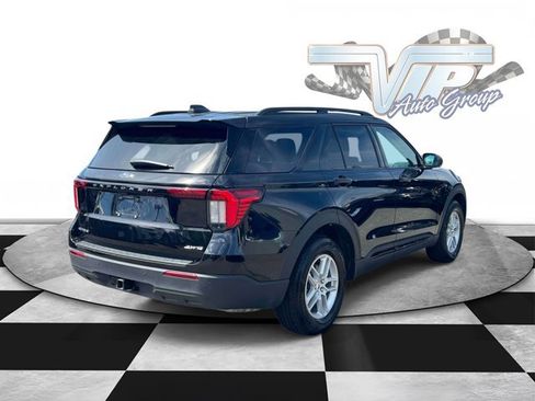 Used 2026 Ford Explorer Active AWD/4WD image 6